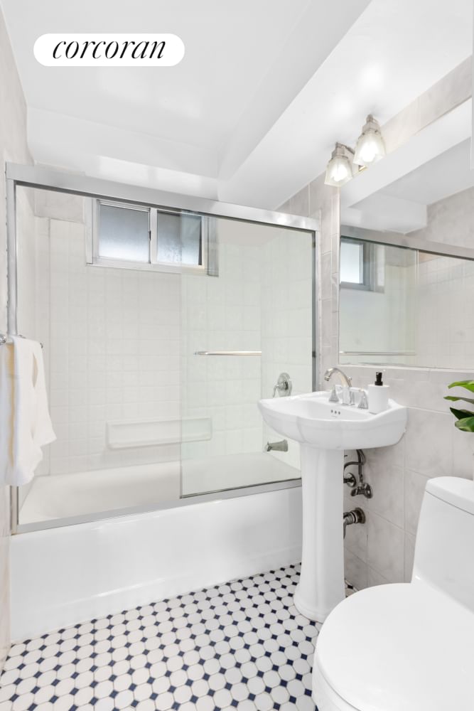 Real estate property located at 185 PARK #17F, New York, Tribeca, New York City, NY