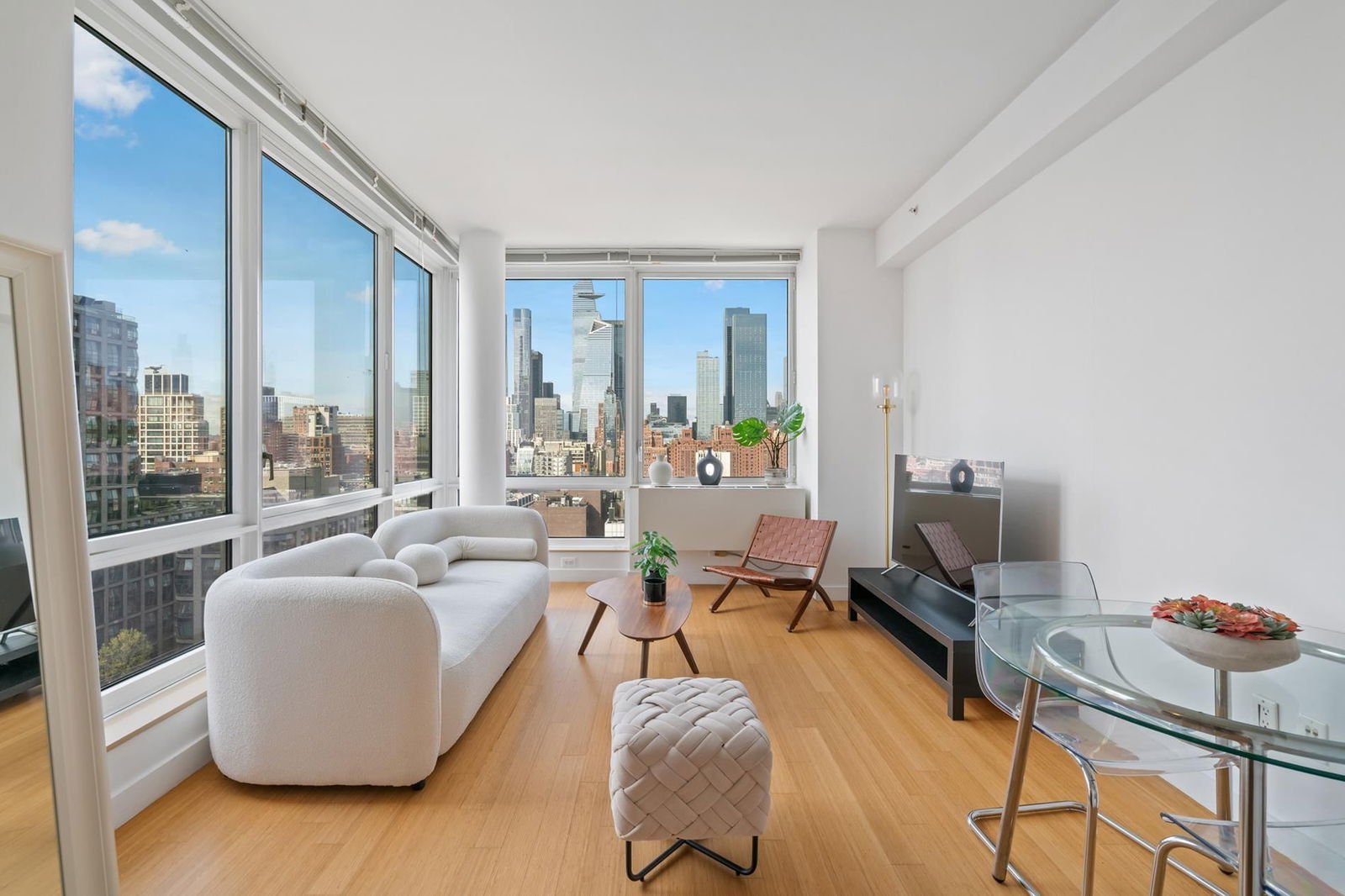 Real estate property located at 450 17th #1910, New York, Chelsea, New York City, NY