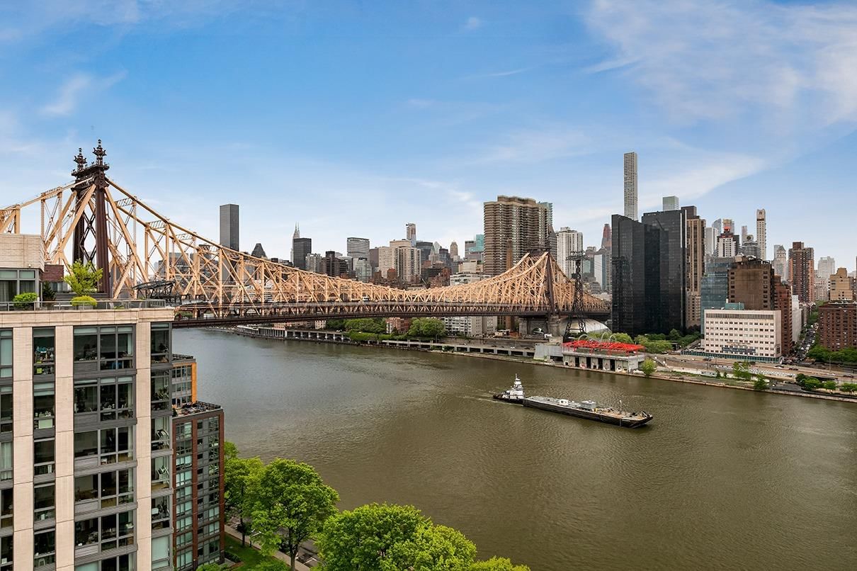 Real estate property located at 425 Main #4-C, New York, Roosevelt Island, New York City, NY