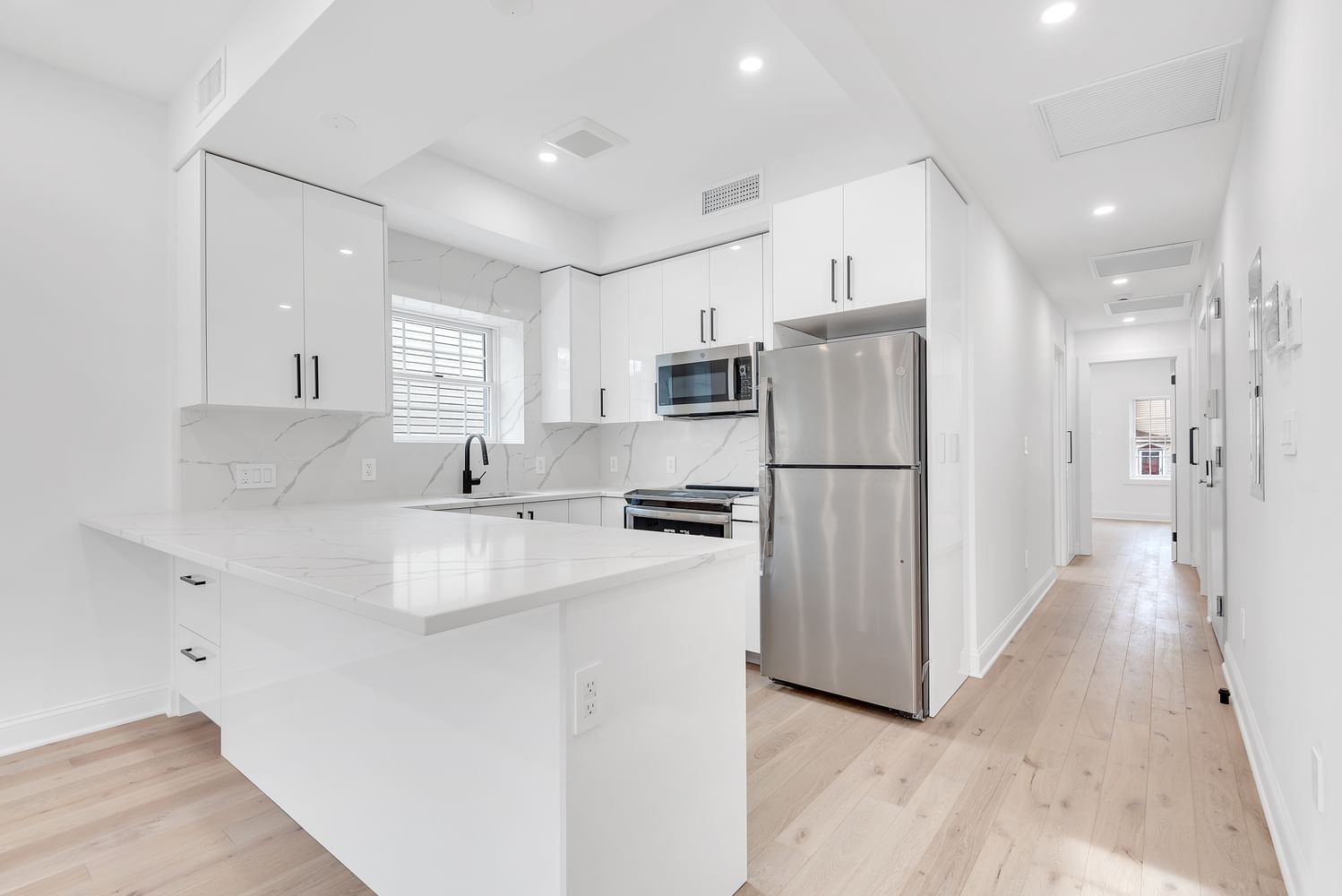Real estate property located at 41-15 39TH #3, Queens, Sunnyside, New York City, NY