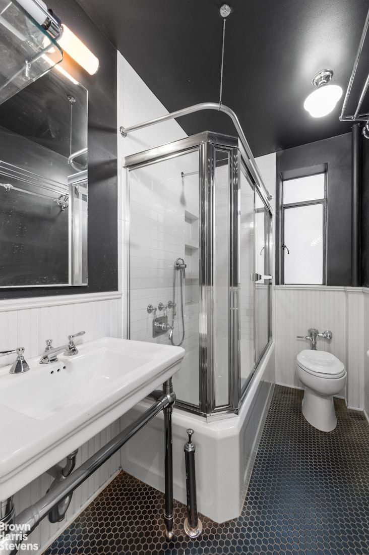 Real estate property located at 255 23RD #5B, New York, Chelsea, New York City, NY