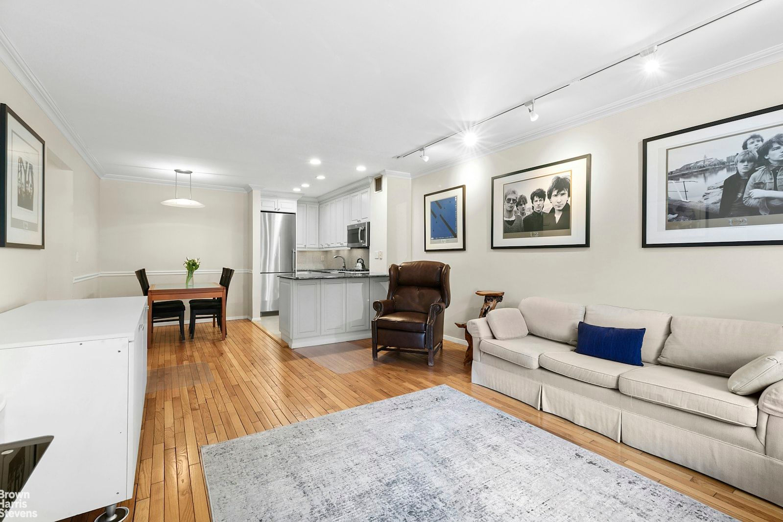 Real estate property located at 211 71ST #2C, New York, Lincoln Square, New York City, NY