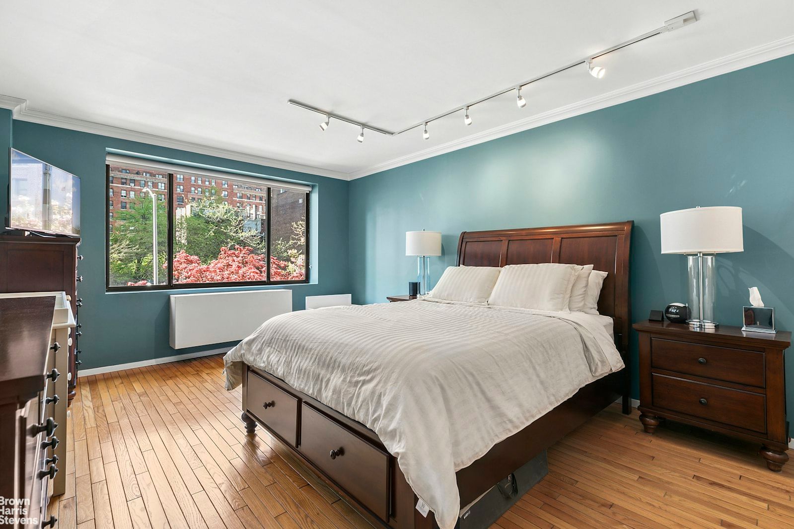 Real estate property located at 211 71ST #2C, New York, Lincoln Square, New York City, NY