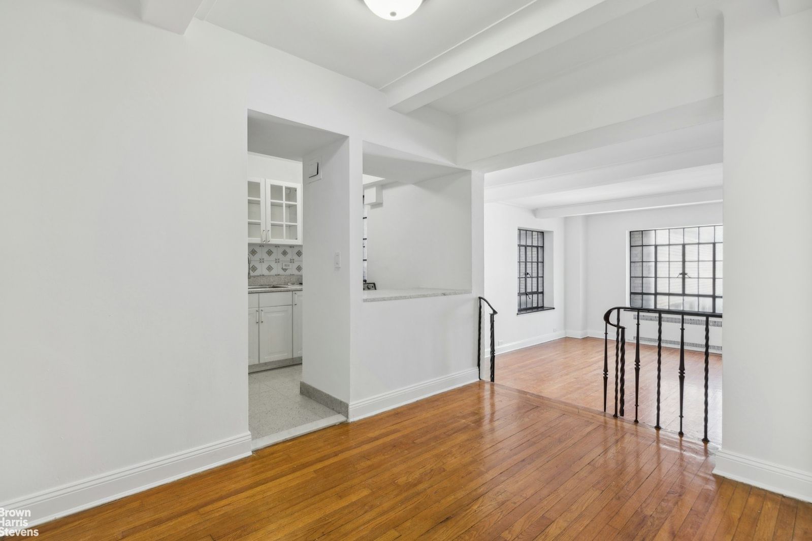 Real estate property located at 10 PARK #5L, New York, Murray Hill, New York City, NY