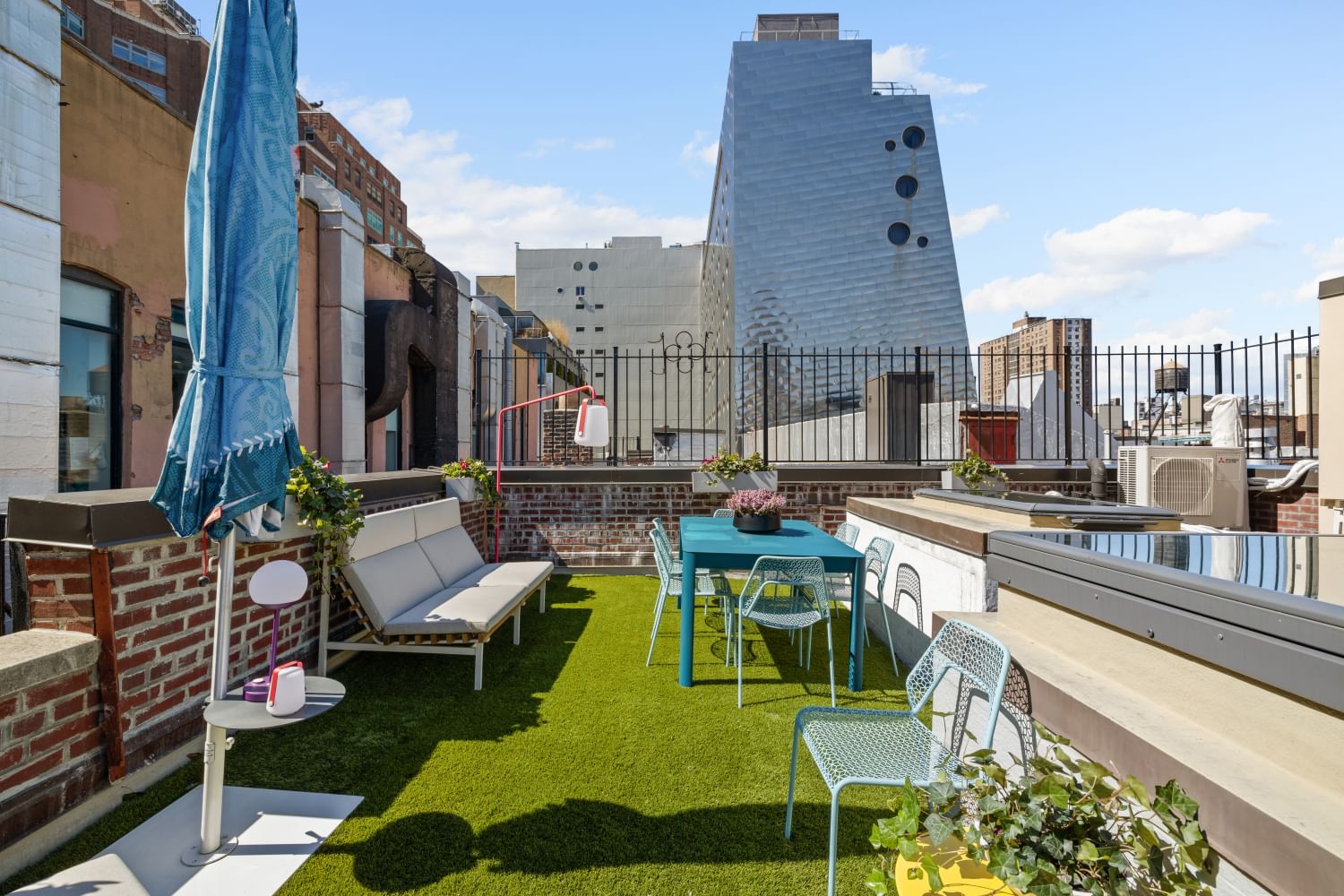 Real estate property located at 334 17TH PH5R, New York, Chelsea, New York City, NY