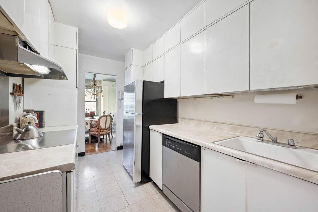Real estate property located at 360 72nd A701, New York, Lenox Hill, New York City, NY
