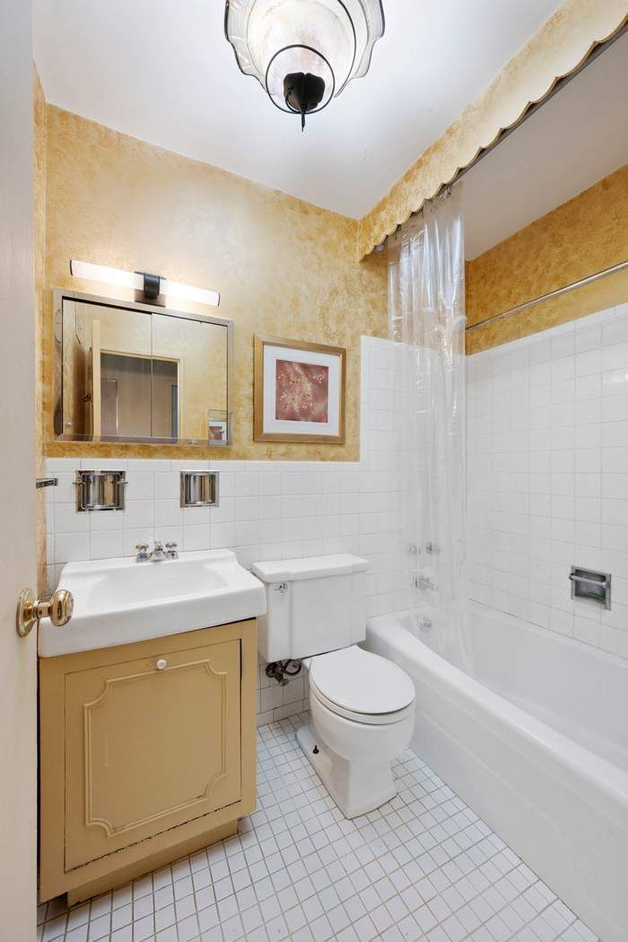 Real estate property located at 360 72nd A701, New York, Lenox Hill, New York City, NY