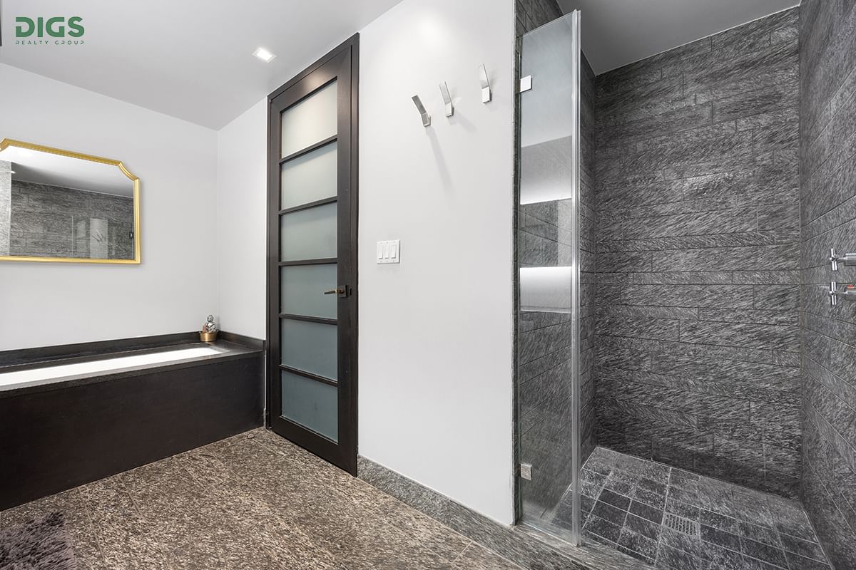 Real estate property located at 20 PINE #2207, New York, Financial District, New York City, NY