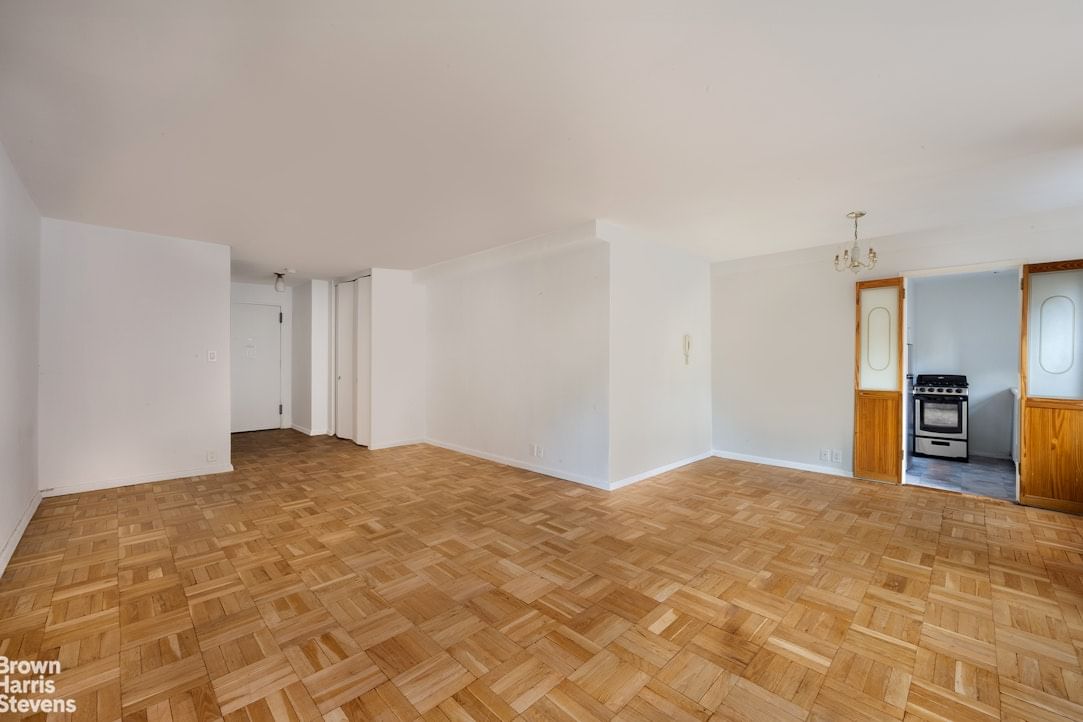 Real estate property located at 200 84TH #4A, New York, Yorkville, New York City, NY