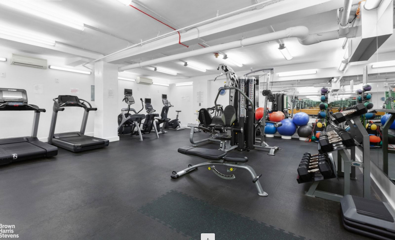 Real estate property located at 970 PARK #8E, New York, Upper East Side, New York City, NY