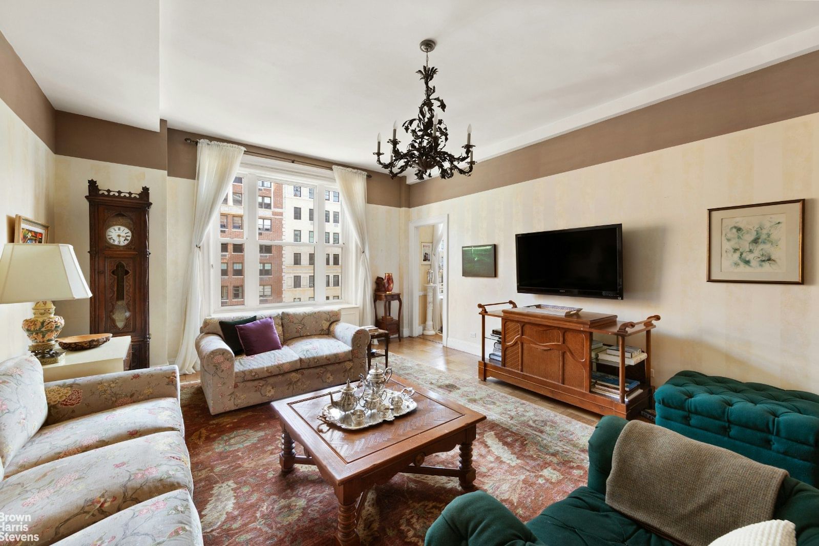 Real estate property located at 970 PARK #8E, New York, Upper East Side, New York City, NY