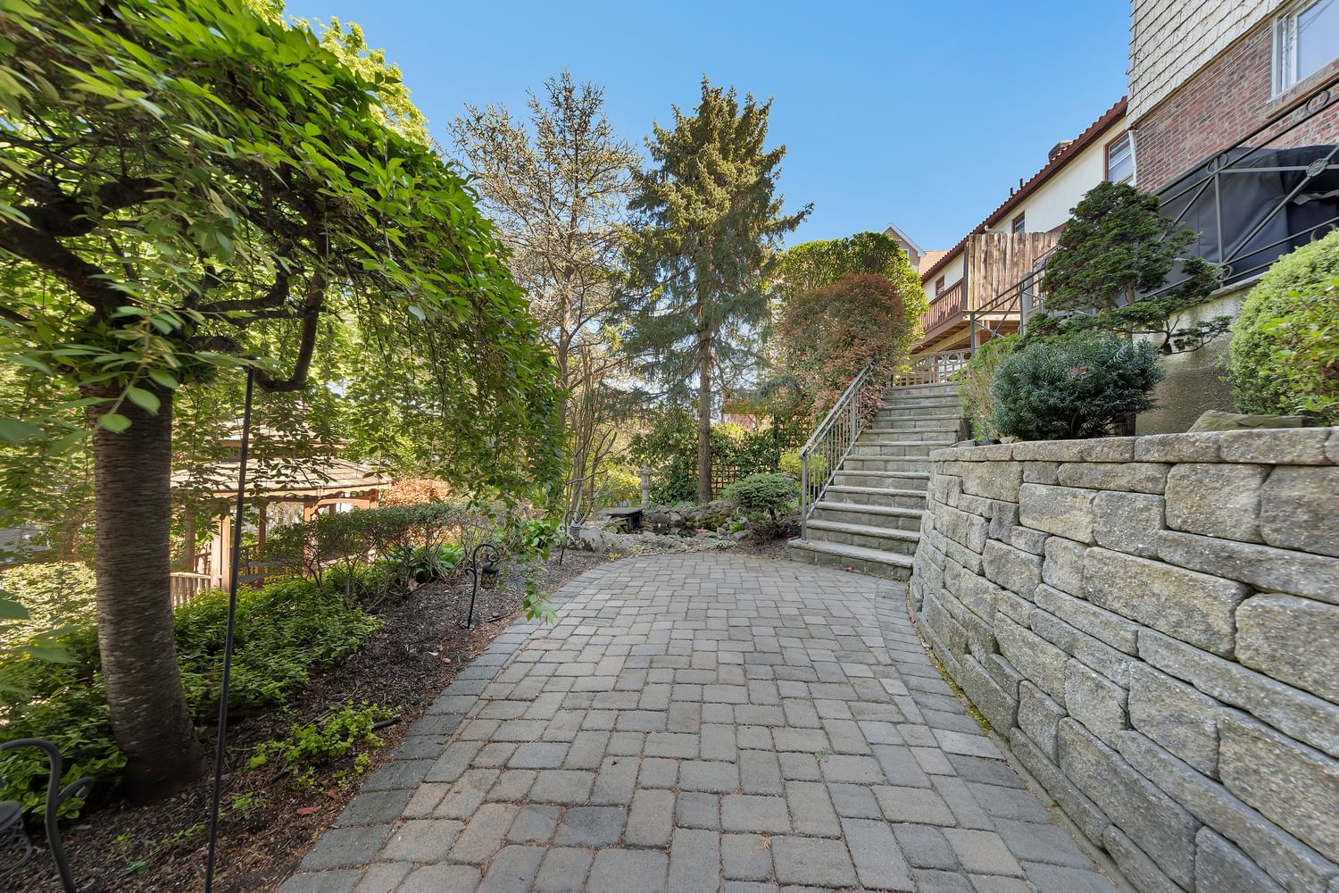Real estate property located at 19 OCCIDENT, Richmond, Tompkinsville, New York City, NY