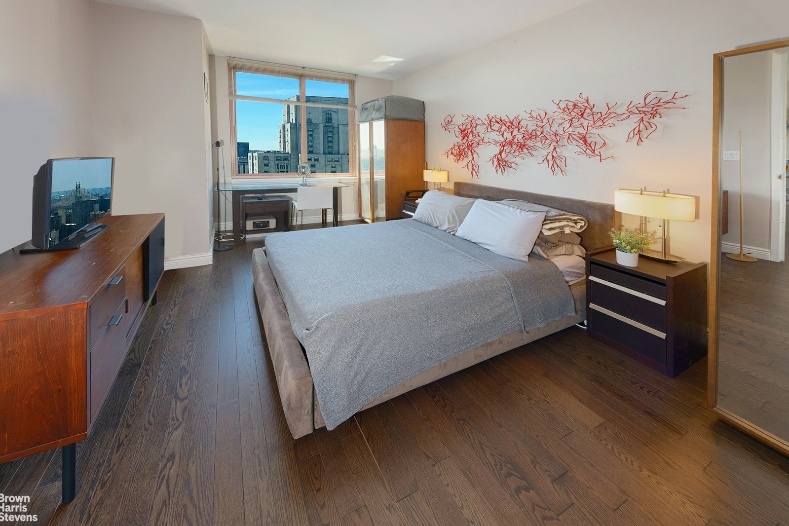 Real estate property located at 524 72ND #31B, New York, Lenox Hill, New York City, NY