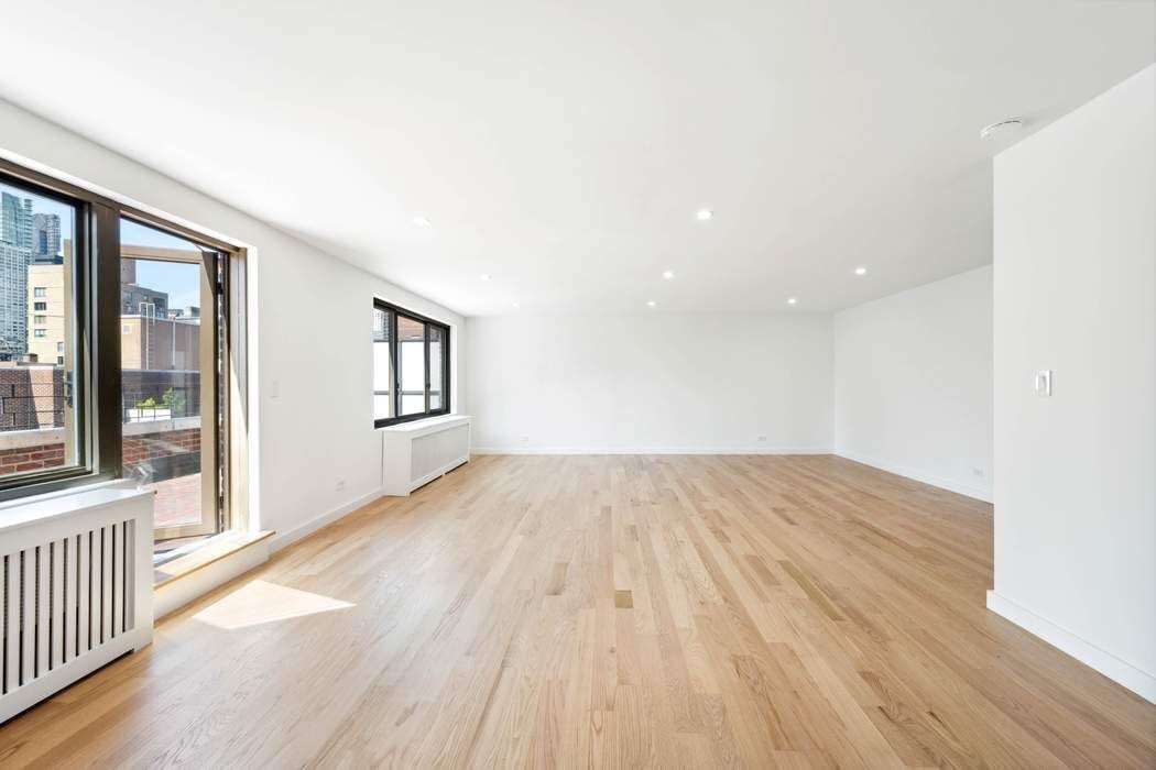 Real estate property located at 420 64th EPHE, New York, Lenox Hill, New York City, NY