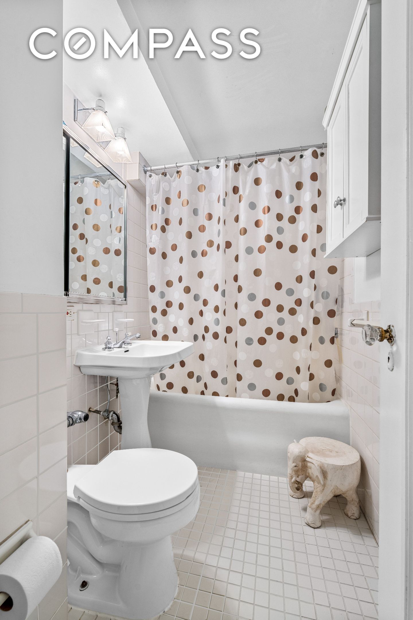 Real estate property located at 25 Tudor City #1390, New York, Murray Hill, New York City, NY