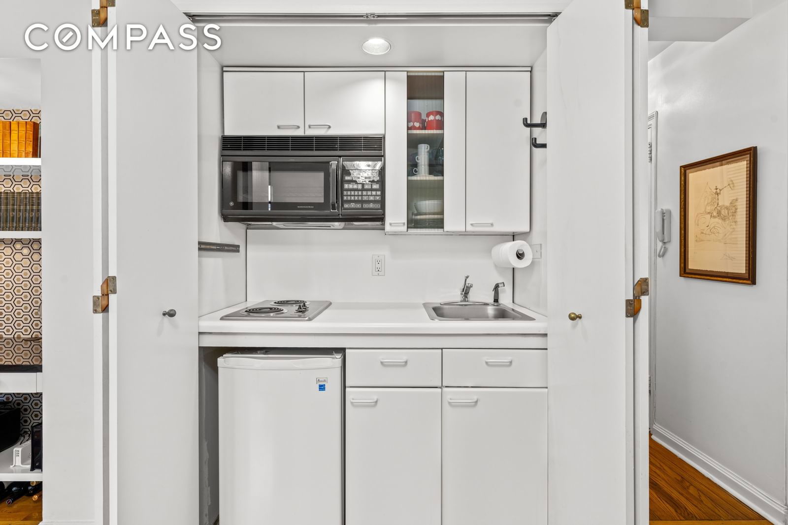 Real estate property located at 25 Tudor City #1390, New York, Murray Hill, New York City, NY