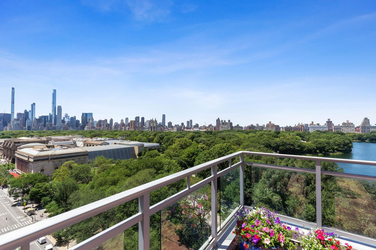 Real estate property located at 1050 5TH #17B, New York, Carnegie Hill, New York City, NY