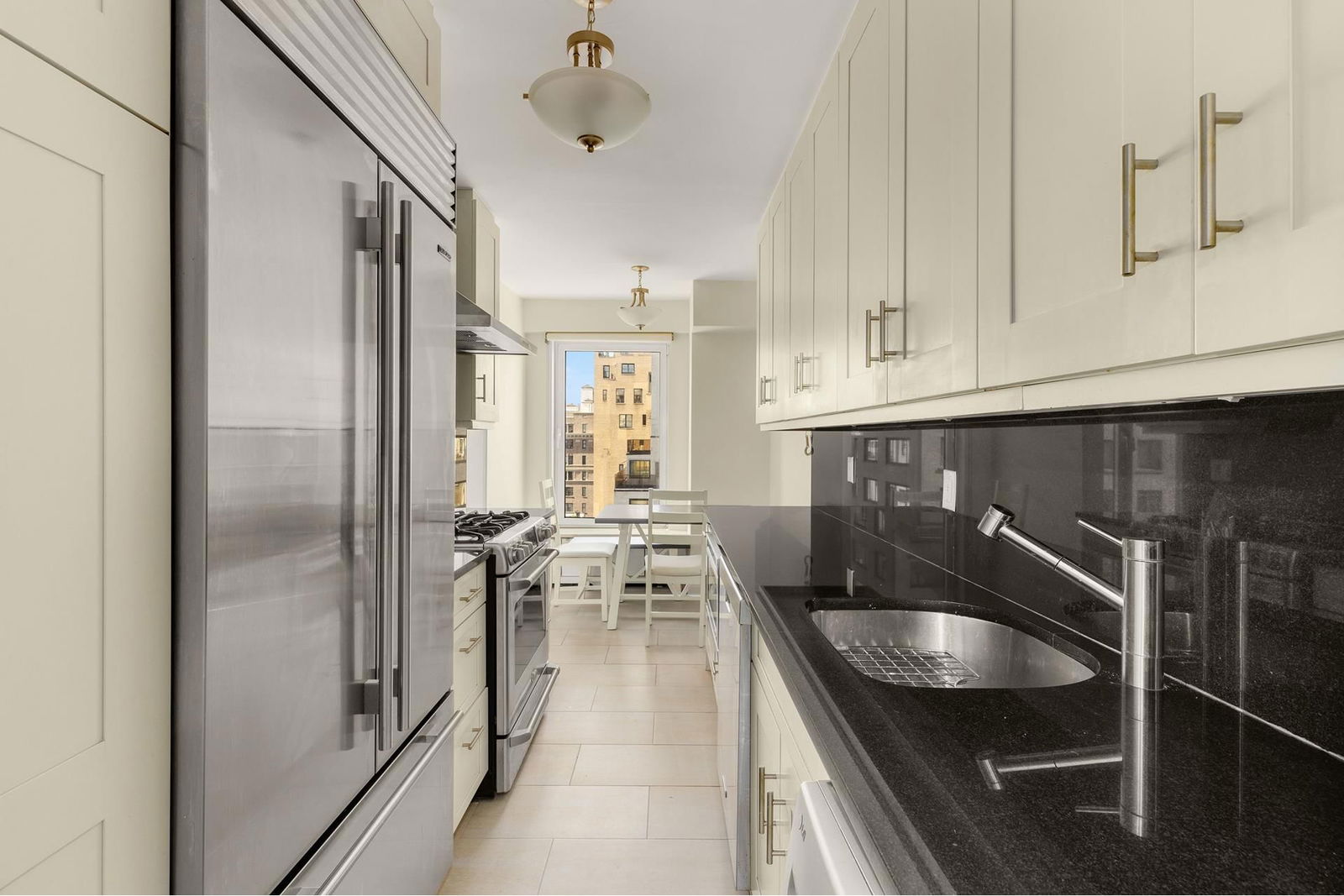 Real estate property located at 1050 5TH #17B, New York, Carnegie Hill, New York City, NY