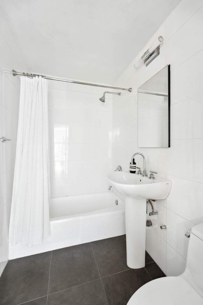 Real estate property located at 2 Charlton #4B, New York, Hudson Square, New York City, NY