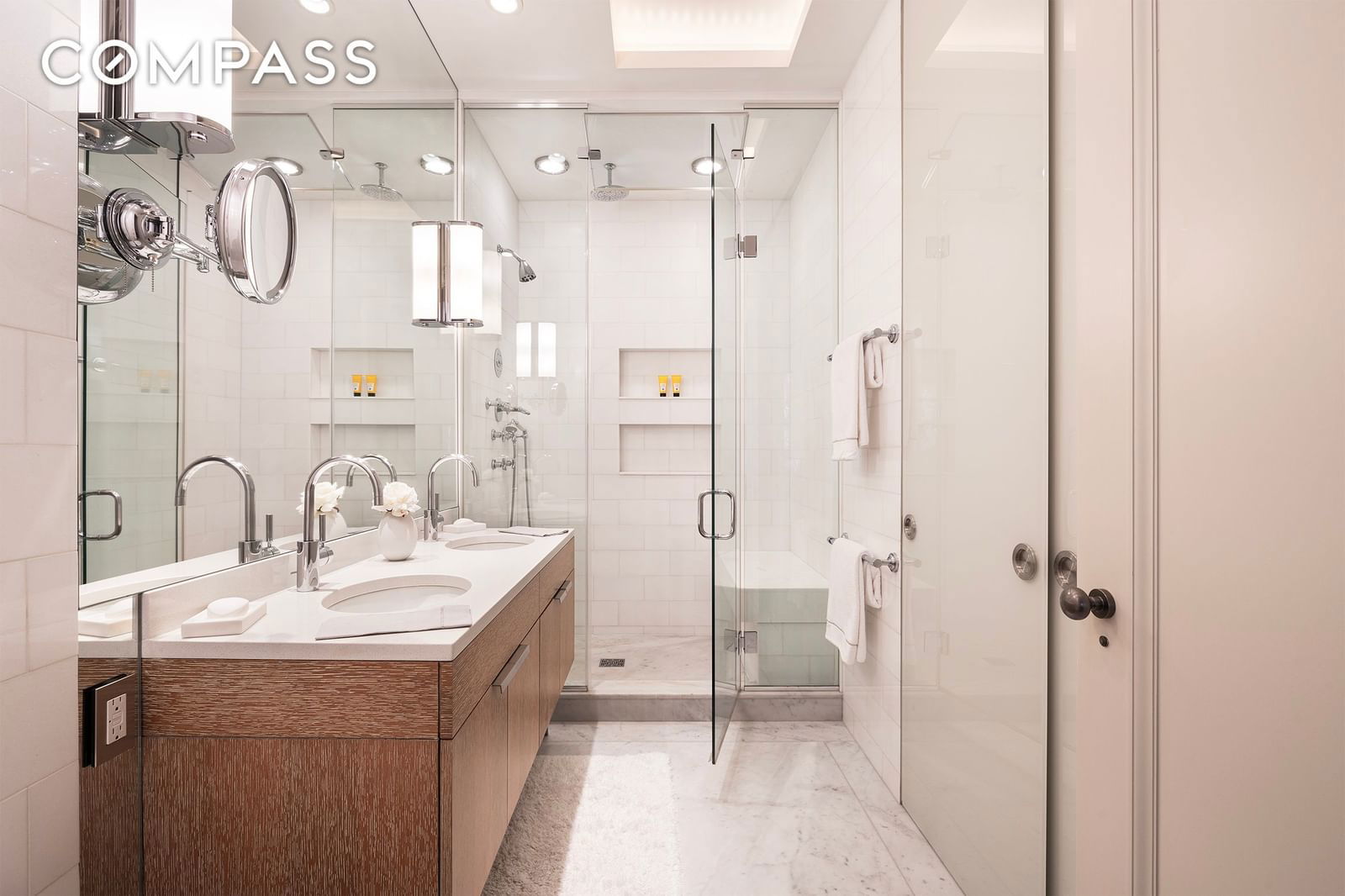 Real estate property located at 565 Park #2, New York, Lenox Hill, New York City, NY