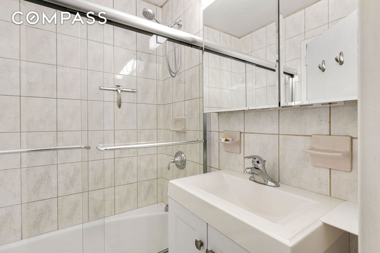 Real estate property located at 1160 3rd #15F, New York, Lenox Hill, New York City, NY