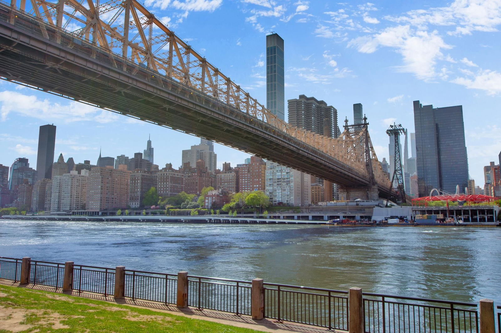 Real estate property located at 575 MAIN #1611, New York, Roosevelt Island, New York City, NY