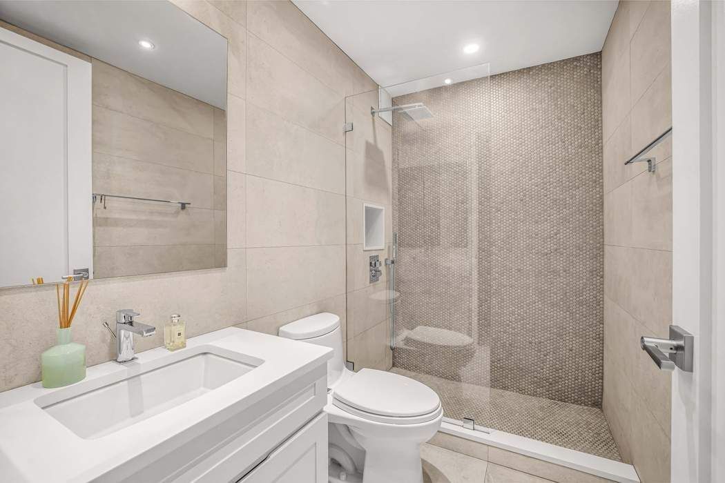 Real estate property located at 330 38th #7Q, New York, Murray Hill, New York City, NY