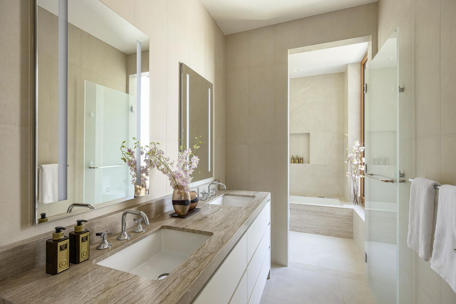 Real estate property located at 201 74TH FLOOR27, New York, Lenox Hill, New York City, NY