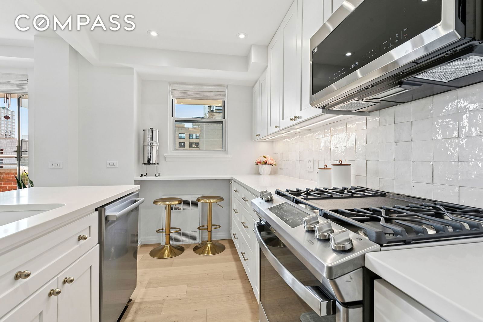 Real estate property located at 300 71st #17DEF, New York, Lenox Hill, New York City, NY