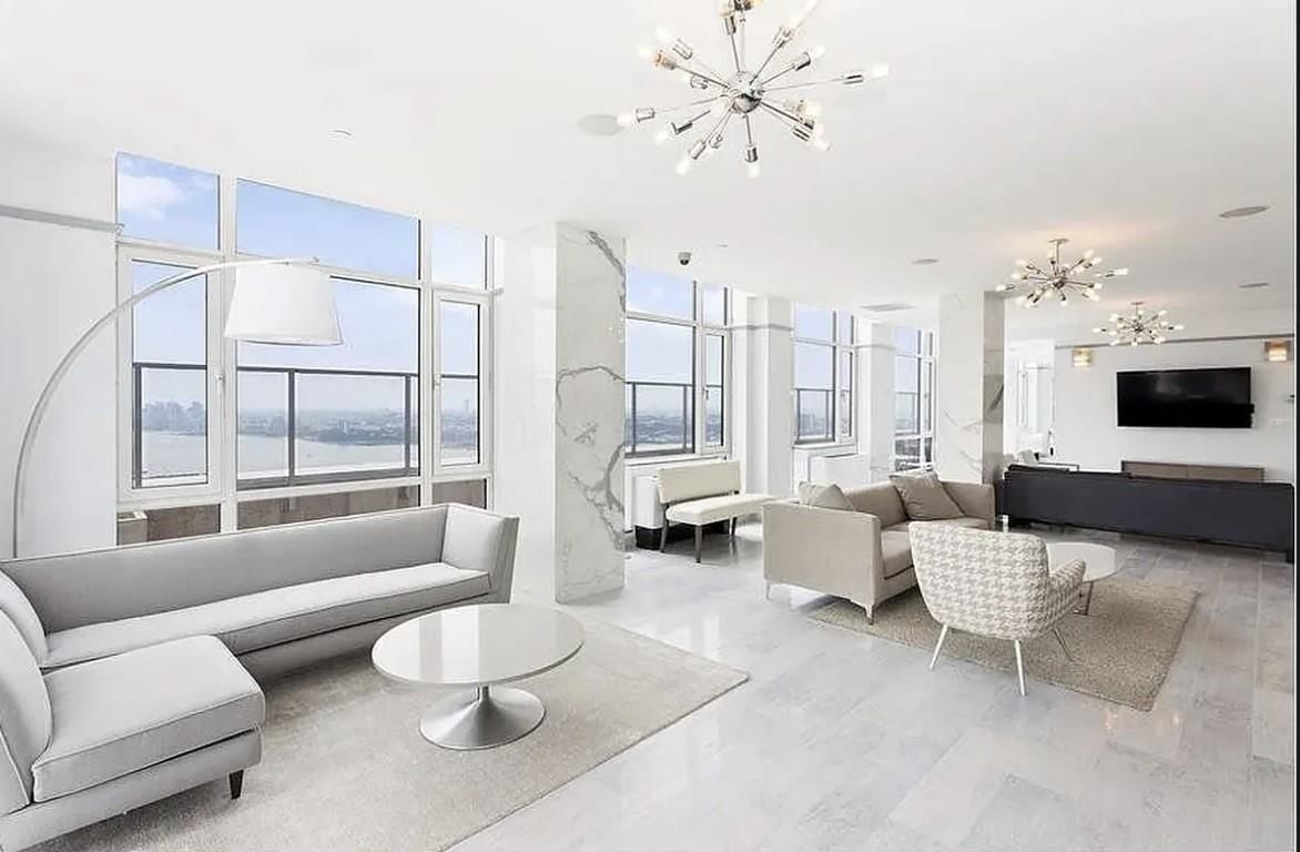 Real estate property located at 635 42ND #28D, New York, Hells Kitchen, New York City, NY
