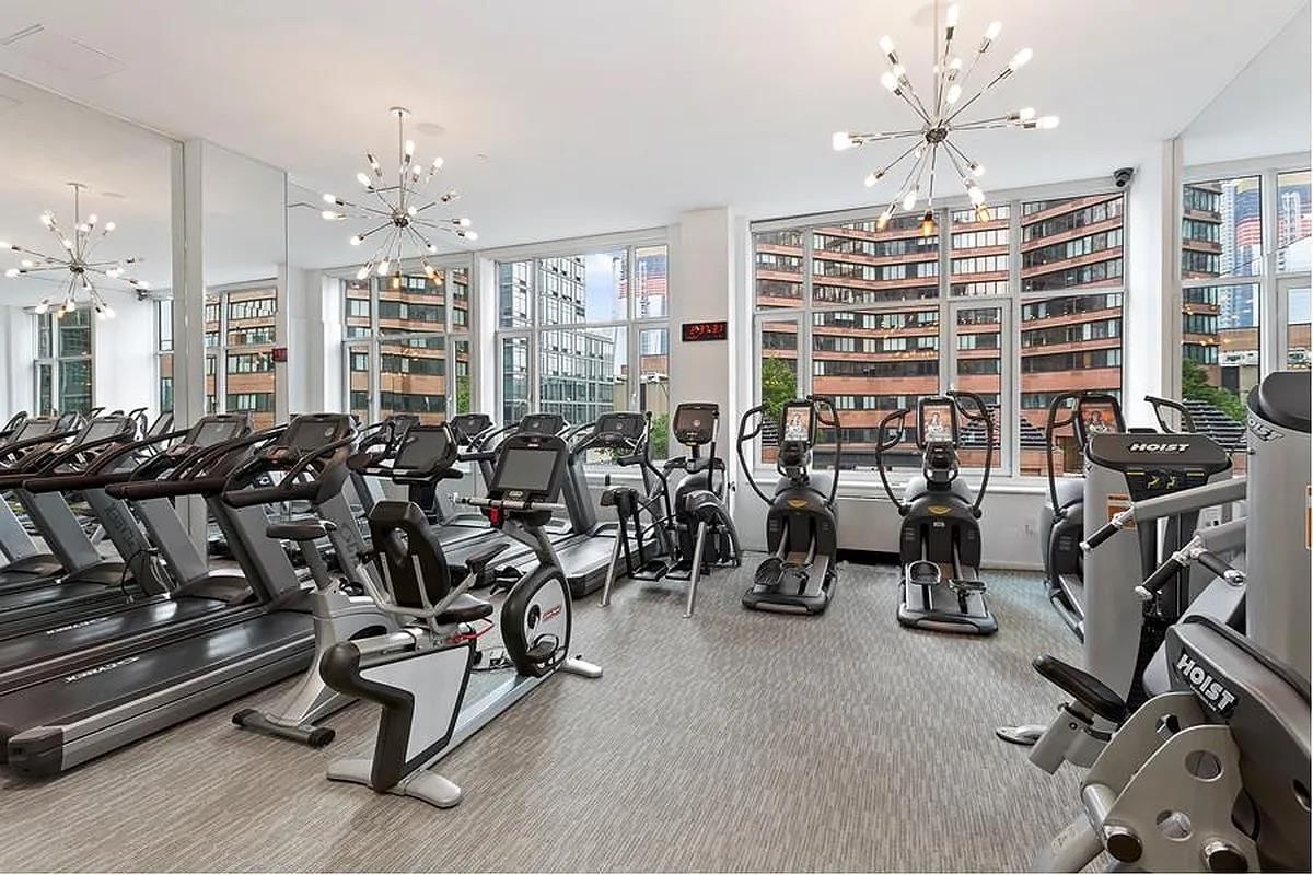 Real estate property located at 635 42ND #28D, New York, Hells Kitchen, New York City, NY