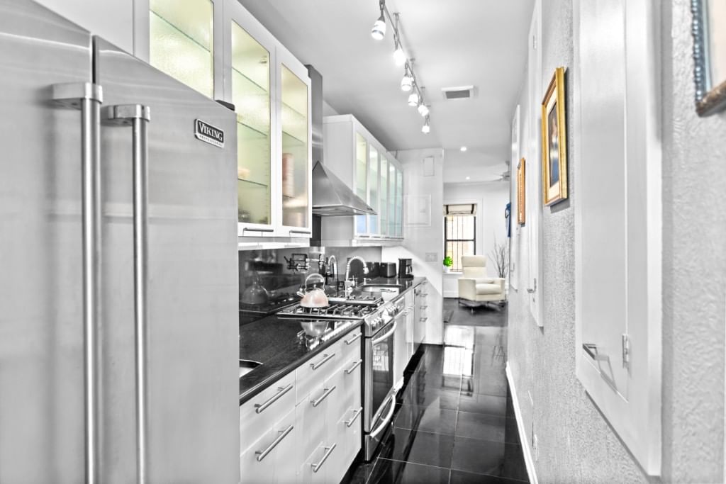 Real estate property located at 110 80th #4FR, New York, Upper West Side, New York City, NY