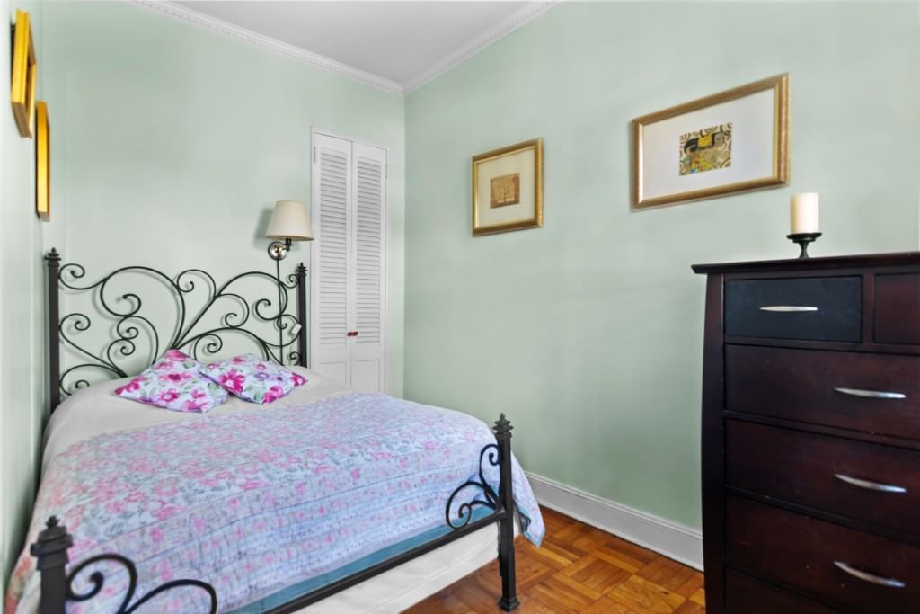Real estate property located at 110 80th #4FR, New York, Upper West Side, New York City, NY