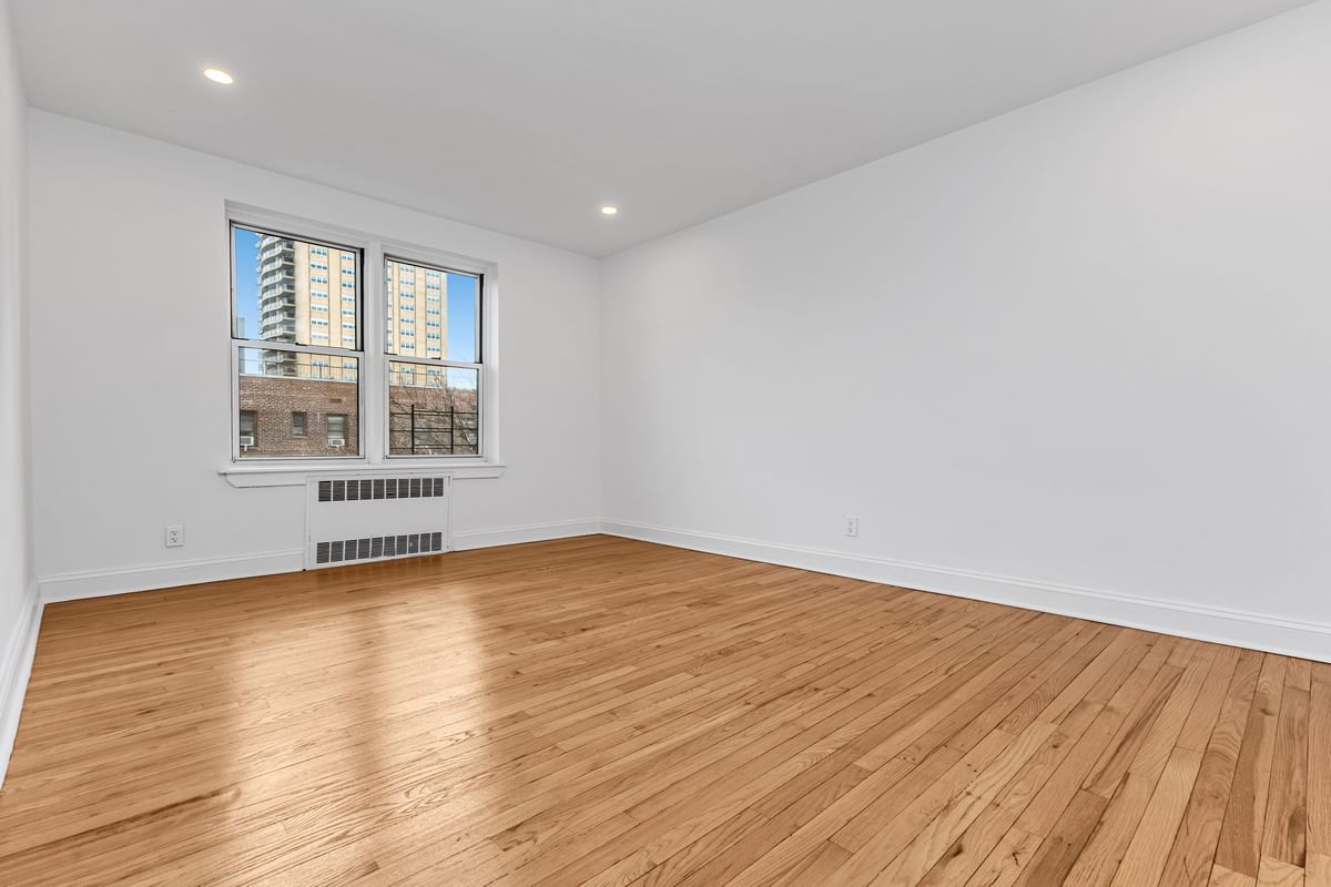 Real estate property located at 65-45 YELLOWSTONE #6E, Queens, Forest Hills, New York City, NY