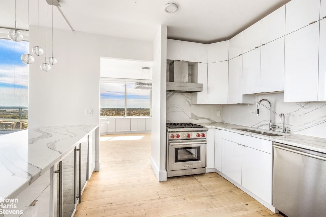 Real estate property located at 360 88TH #36C, New York, Yorkville, New York City, NY
