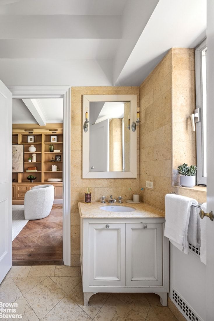 Real estate property located at 1095 PARK #6D, New York, Carnegie Hill, New York City, NY