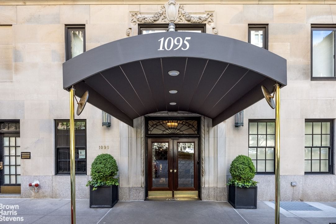 Real estate property located at 1095 PARK #6D, New York, Carnegie Hill, New York City, NY