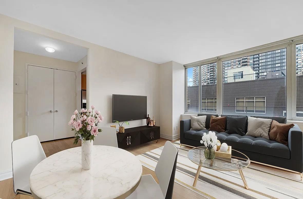 Real estate property located at 401 60TH #7M, New York, Lenox Hill, New York City, NY