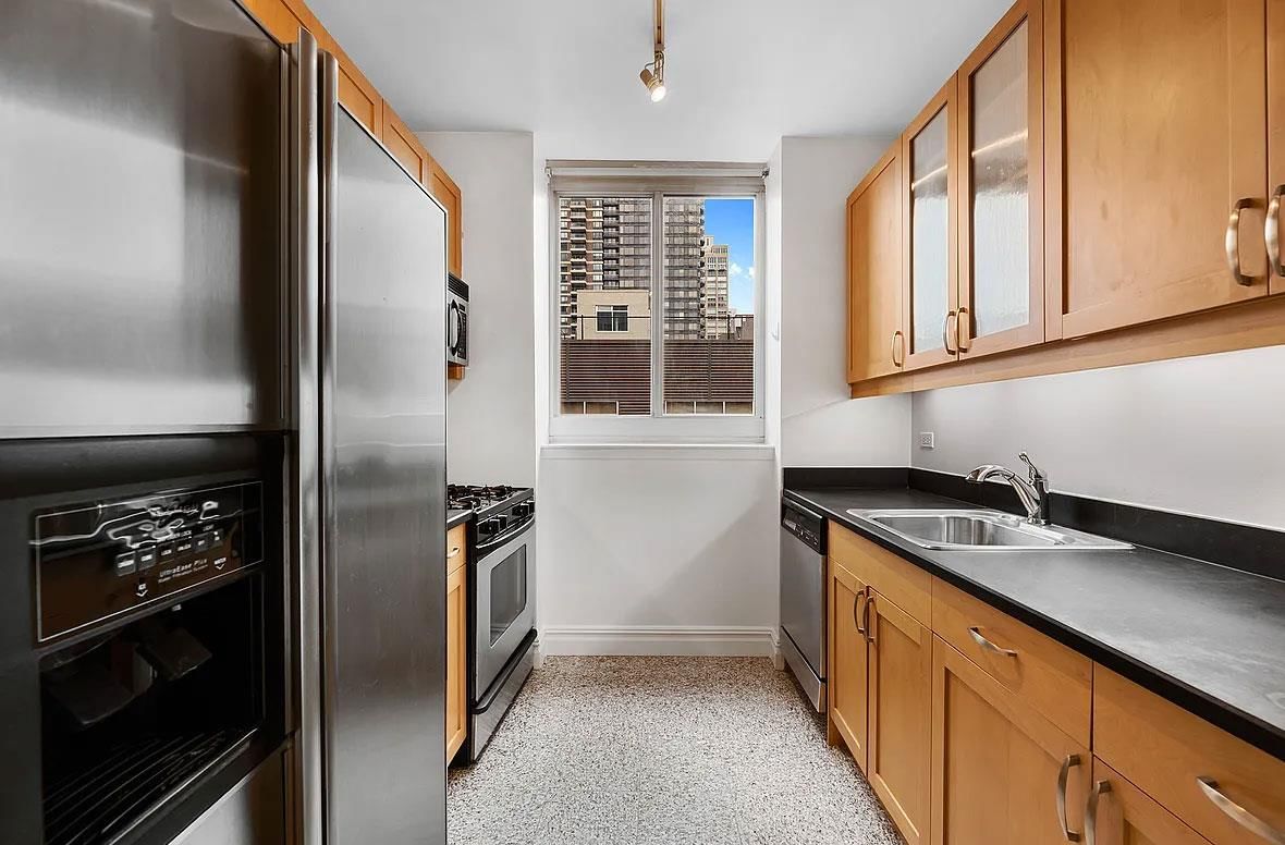 Real estate property located at 401 60TH #7M, New York, Lenox Hill, New York City, NY