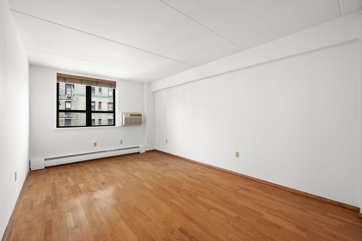 Real estate property located at 220 MANHATTAN #4G, New York, Manhattan Valley, New York City, NY