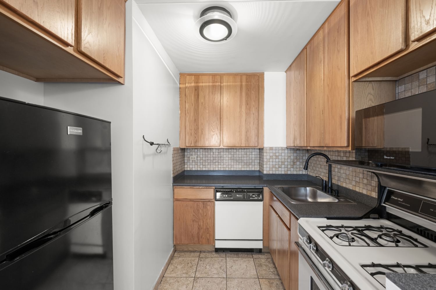 Real estate property located at 220 MANHATTAN #4G, New York, Manhattan Valley, New York City, NY