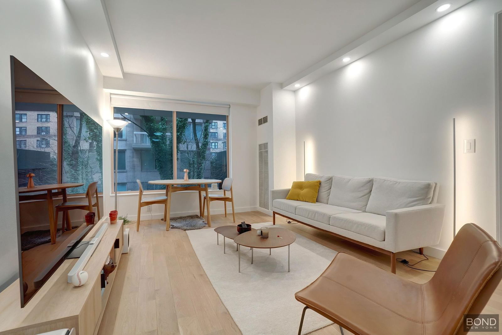 Real estate property located at 200 69th #2U, New York, Upper East Side, New York City, NY