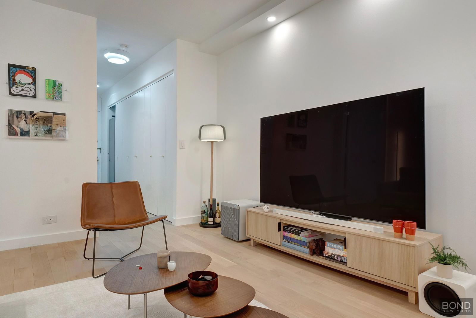 Real estate property located at 200 69th #2U, New York, Upper East Side, New York City, NY