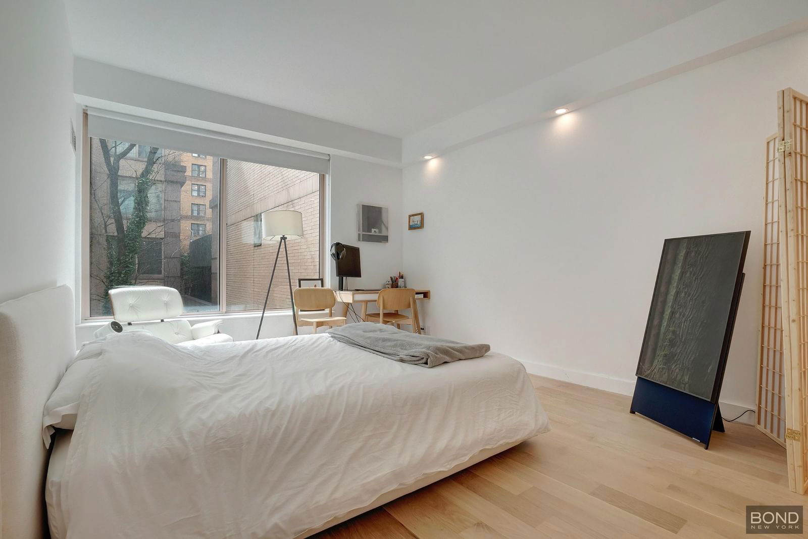 Real estate property located at 200 69th #2U, New York, Upper East Side, New York City, NY