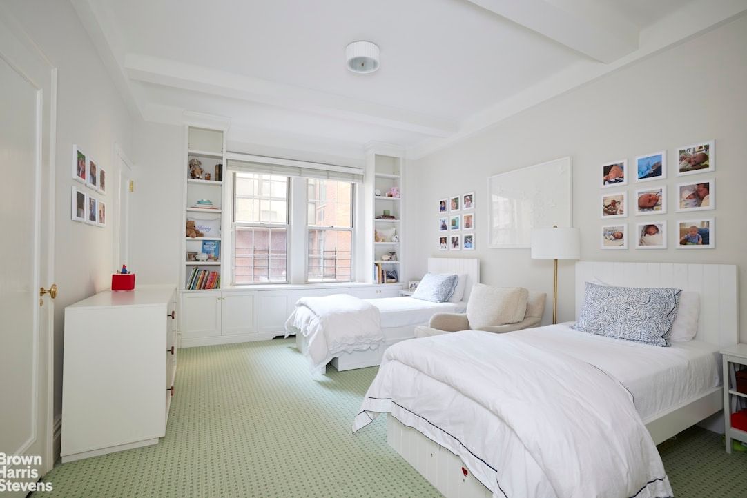 Real estate property located at 1070 PARK #4E, New York, Carnegie Hill, New York City, NY