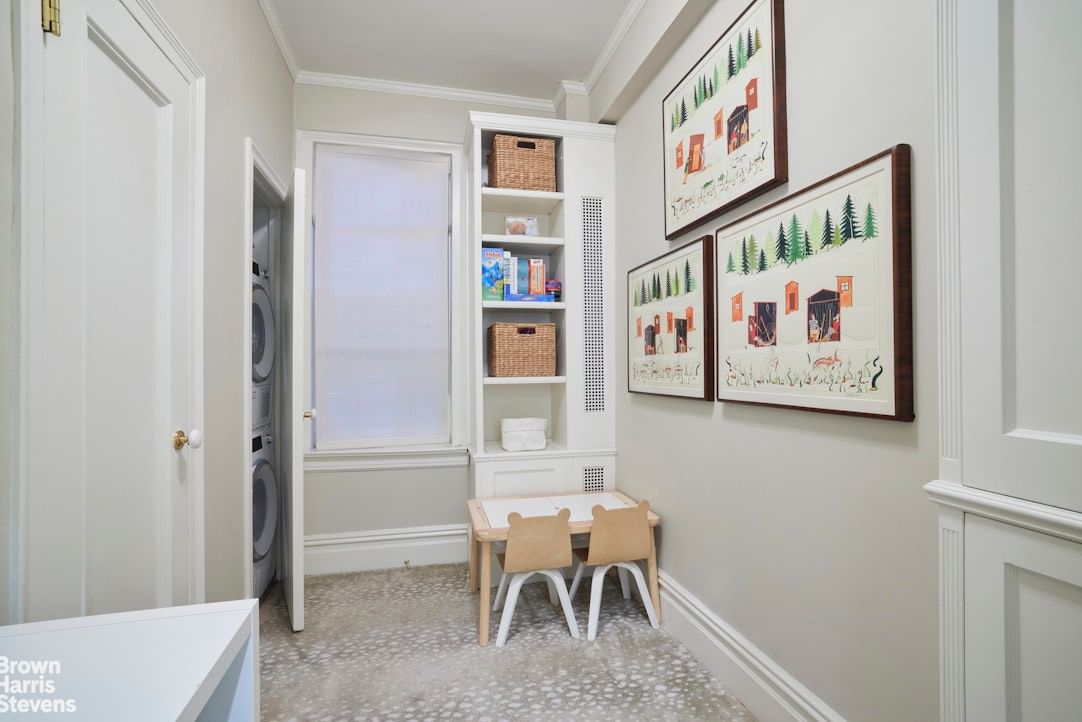 Real estate property located at 1070 PARK #4E, New York, Carnegie Hill, New York City, NY