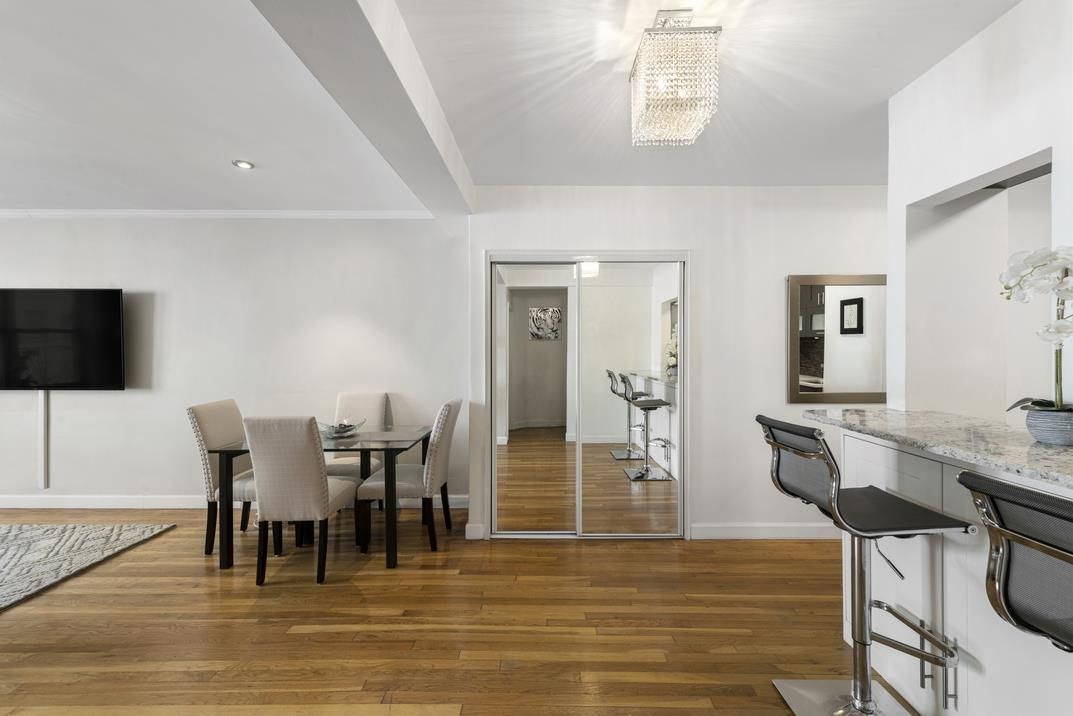 Real estate property located at 330 70th #2-H, New York, Upper East Side, New York City, NY