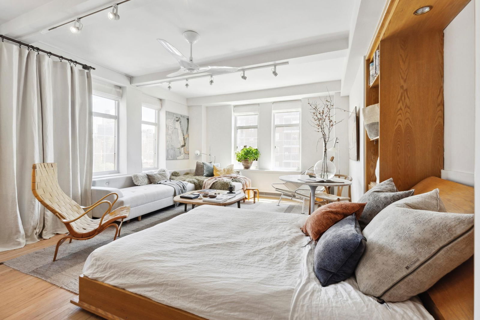 Real estate property located at 405 23RD #15B, New York, Chelsea, New York City, NY