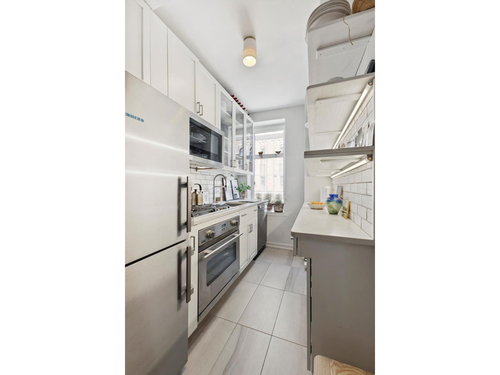 Real estate property located at 405 23RD #15B, New York, Chelsea, New York City, NY