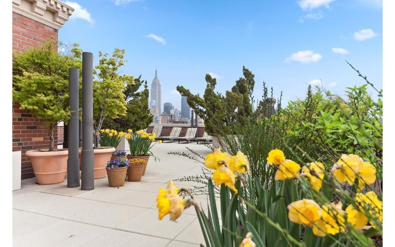 Real estate property located at 405 23RD #15B, New York, Chelsea, New York City, NY
